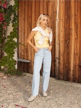 Levi’s Baggy Dad jeans